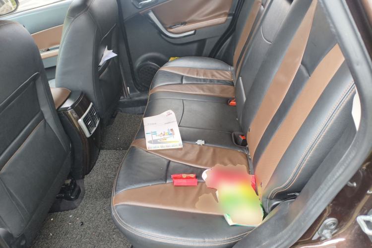Used GAC Trumpchi GS5 Super 2015 2.0L Automatic Two-Wheel Drive Elite Edition Left Rear Seat