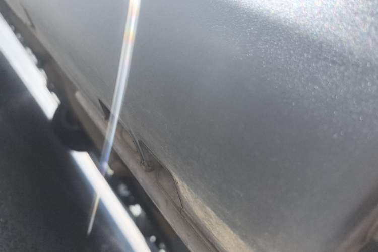 Used GAC Trumpchi GS5 Super 2015 2.0L Automatic Two-Wheel Drive Comfort Edition Left Side Sill