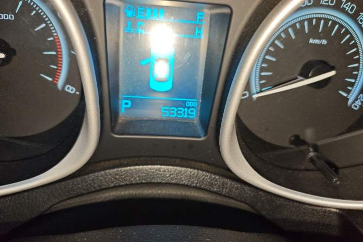 Used GAC Trumpchi GS5 Super 2015 1.8T Automatic Two-Wheel Drive Luxury Edition Odometer Close Up