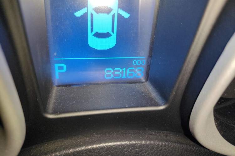 Used GAC Trumpchi GS5 Super 2015 1.8T Automatic Two-Wheel Drive Luxury Navigation Edition Odometer Close Up