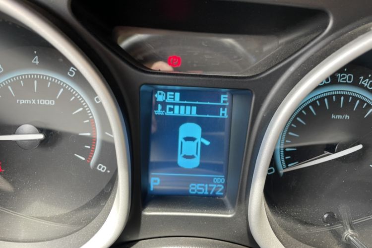 Used GAC Trumpchi GS5 Super 2015 2.0L Automatic Two-Wheel Drive Luxury Navigation Edition Odometer Close Up
