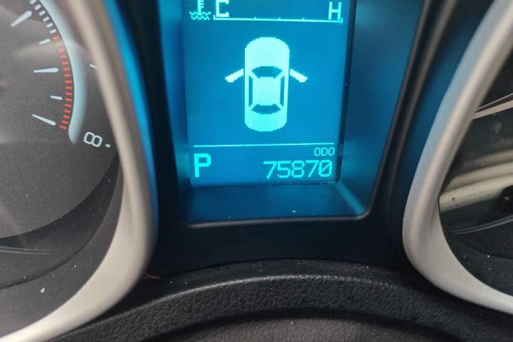 Used GAC Trumpchi GS5 Super 2015 2.0L Automatic Two-Wheel Drive Luxury Navigation Edition Odometer Close Up