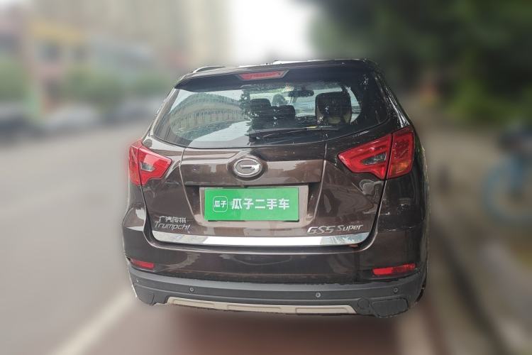 Used GAC Trumpchi GS5 Super 2015 2.0L Automatic Two-Wheel Drive Luxury Navigation Edition Rear