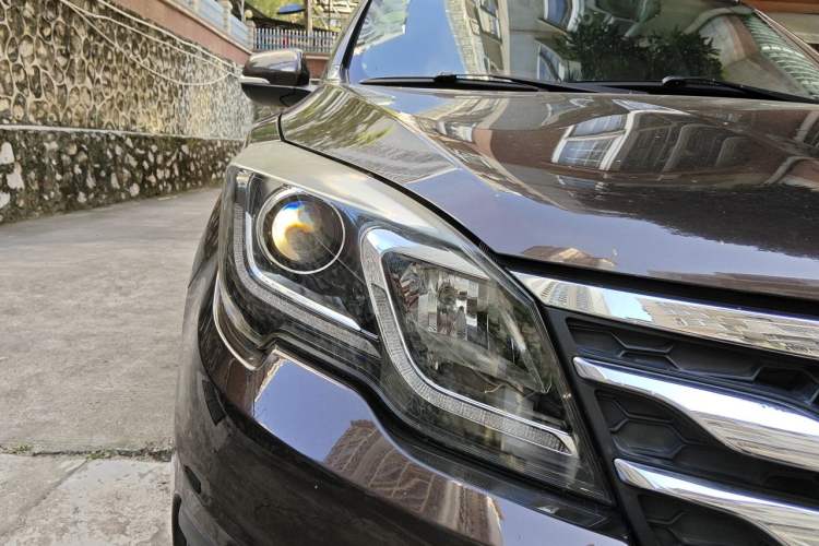 Used GAC Trumpchi GS5 Super 2015 2.0L Manual Two-Wheel Drive Comfort Edition Right Front Headlight