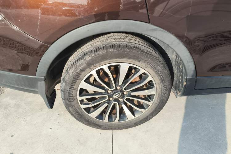 Used GAC Trumpchi GS5 Super 2015 1.8T Automatic Two-Wheel Drive Luxury Edition Right Rear Wheel Hub
