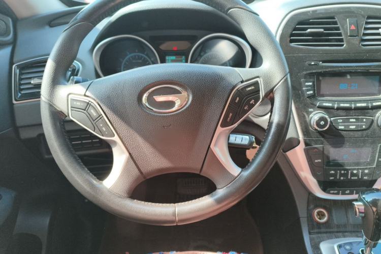 Used GAC Trumpchi GS5 Super 2015 2.0L Automatic Two-Wheel Drive Comfort Edition Steering Wheel