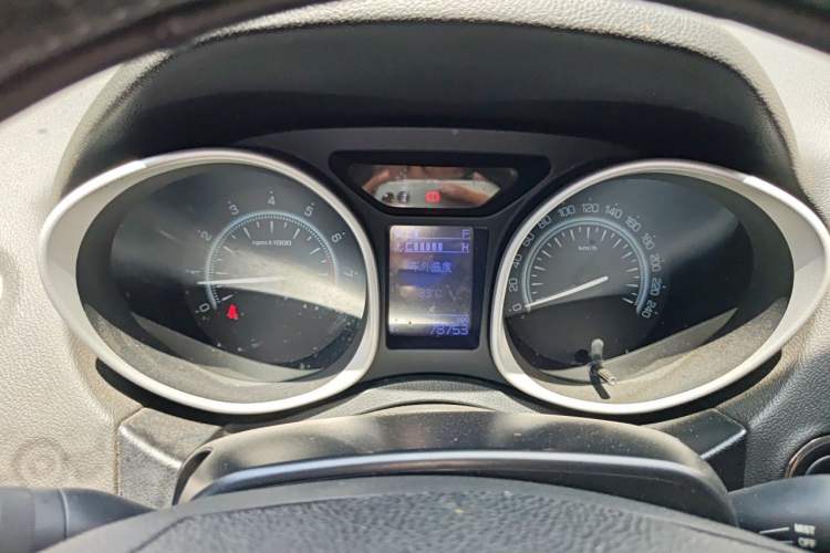 Used GAC Trumpchi GS5 Super 2015 1.8T Automatic Two-Wheel Drive Elite Edition Instrument Cluster