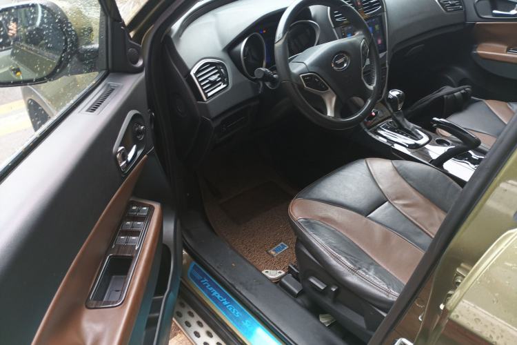 Used GAC Trumpchi GS5 Super 2015 1.8T Automatic Two-Wheel Drive Elite Edition Driver Seat