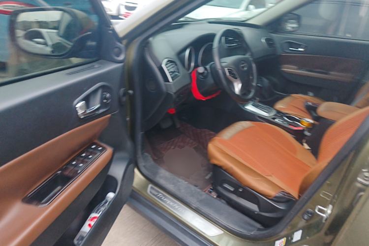 Used GAC Trumpchi GS5 Super 2015 2.0L Automatic Two-Wheel Drive Luxury Navigation Edition Driver Seat
