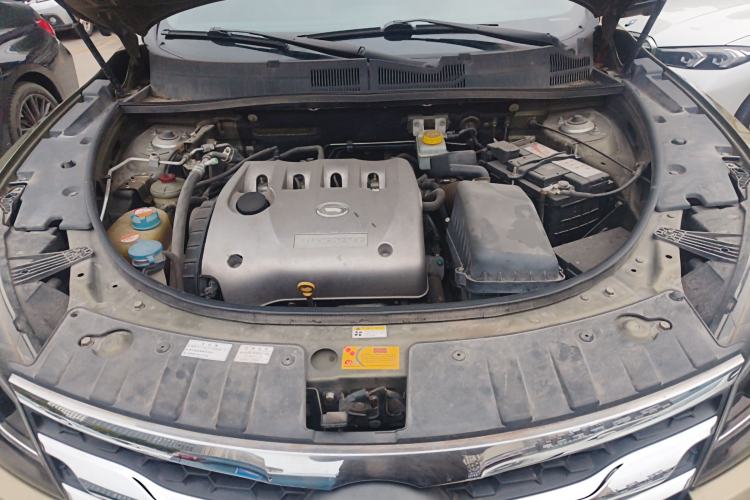 Used GAC Trumpchi GS5 Super 2015 2.0L Automatic Two-Wheel Drive Luxury Navigation Edition Engine Bay