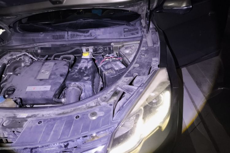 Used GAC Trumpchi GS5 Super 2015 1.8T Automatic Two-Wheel Drive Luxury Edition Engine Bay Left