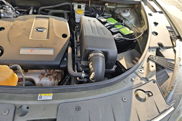 Used GAC Trumpchi GS5 Super 2015 1.8T Automatic Two-Wheel Drive Luxury Edition Engine Bay Left