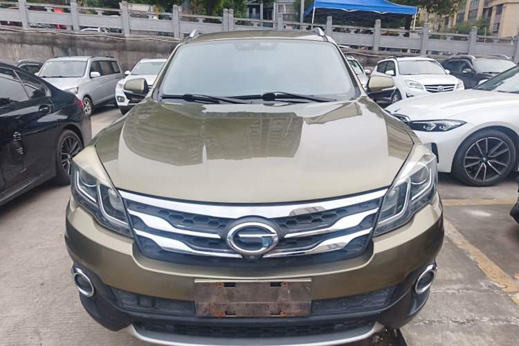 Used GAC Trumpchi GS5 Super 2015 2.0L Automatic Two-Wheel Drive Luxury Navigation Edition Front