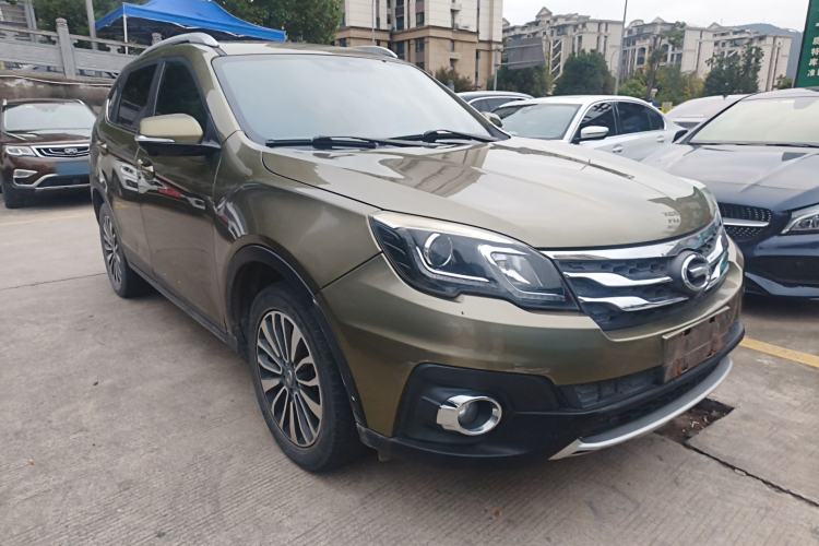 Used GAC Trumpchi GS5 Super 2015 2.0L Automatic Two-Wheel Drive Luxury Navigation Edition Front Right 45 Deg