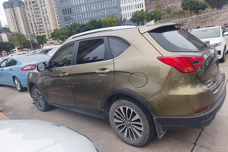 Used GAC Trumpchi GS5 Super 2015 2.0L Automatic Two-Wheel Drive Luxury Navigation Edition Left Side