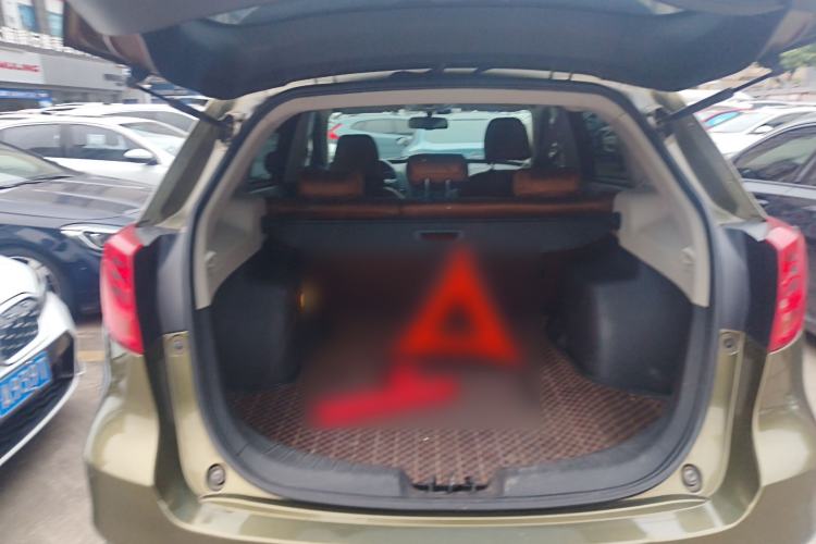 Used GAC Trumpchi GS5 Super 2015 2.0L Automatic Two-Wheel Drive Luxury Navigation Edition Trunk