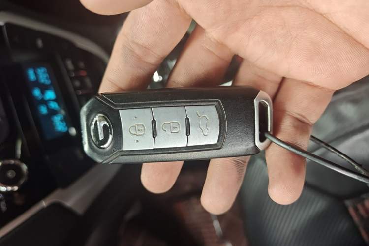 Used GAC Trumpchi GS5 Super 2015 2.0L Automatic Two-Wheel Drive Elite Edition Vehicle Key