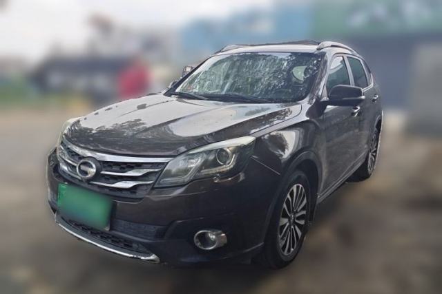 GAC Trumpchi GS5 Super 2015 1.8T Automatic Two-Wheel Drive Luxury Edition مستعملة