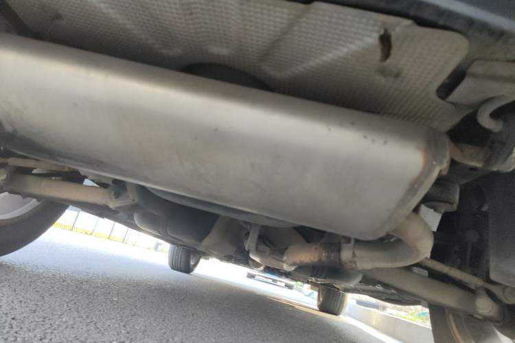 Used GAC Trumpchi GS5 Super 2015 2.0L Automatic Two-Wheel Drive Comfort Edition Chassis Rear