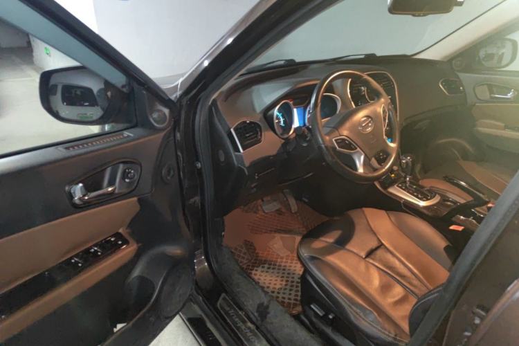 Used GAC Trumpchi GS5 Super 2015 2.0L Automatic Two-Wheel Drive Elite Edition Driver Seat