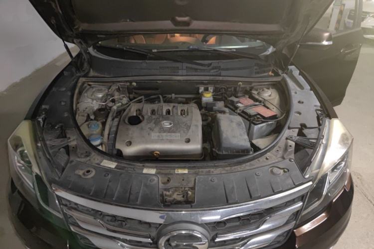 Used GAC Trumpchi GS5 Super 2015 2.0L Automatic Two-Wheel Drive Elite Edition Engine Bay