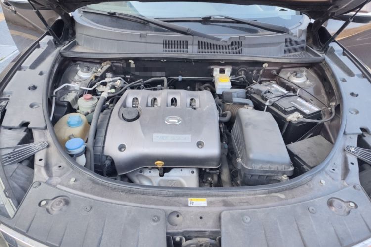 Used GAC Trumpchi GS5 Super 2015 2.0L Automatic Two-Wheel Drive Comfort Edition Engine Bay