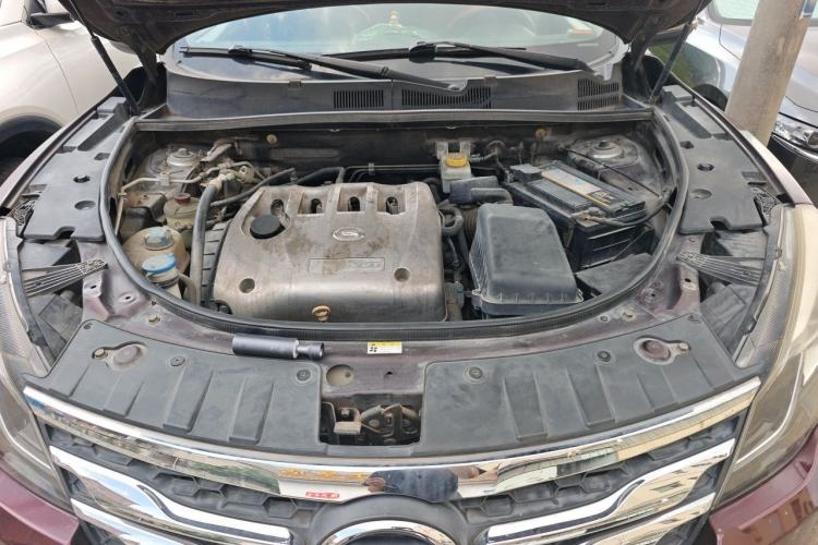 Used GAC Trumpchi GS5 Super 2015 2.0L Automatic Two-Wheel Drive Elite Edition Engine Bay