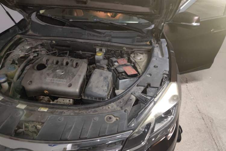 Used GAC Trumpchi GS5 Super 2015 2.0L Automatic Two-Wheel Drive Elite Edition Engine Bay Left