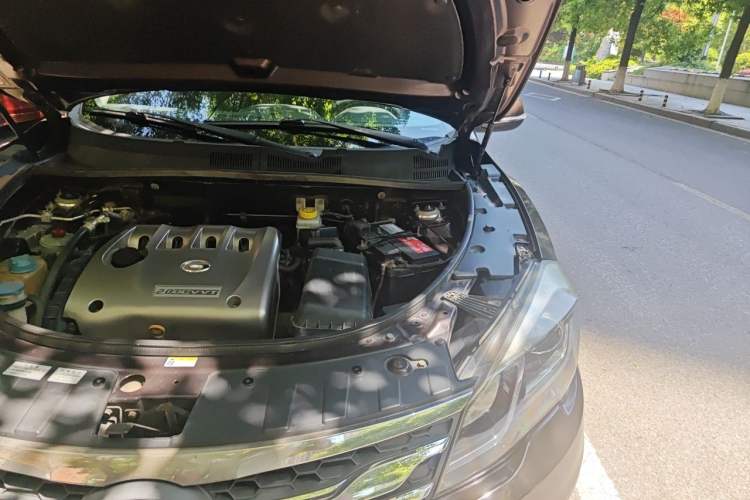 Used GAC Trumpchi GS5 Super 2015 2.0L Automatic Two-Wheel Drive Elite Edition Engine Bay Left