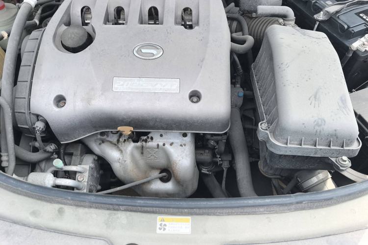 Used GAC Trumpchi GS5 Super 2015 2.0L Manual Two-Wheel Drive Comfort Edition Engine Bay