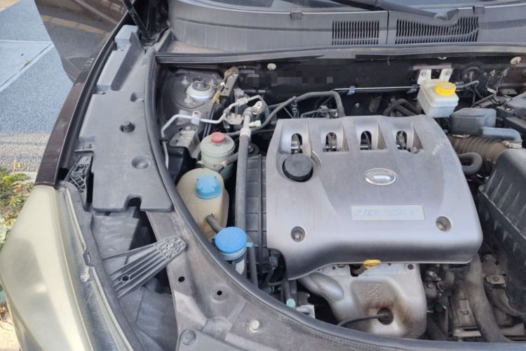 Used GAC Trumpchi GS5 Super 2015 2.0L Automatic Two-Wheel Drive Comfort Edition Engine Bay Right