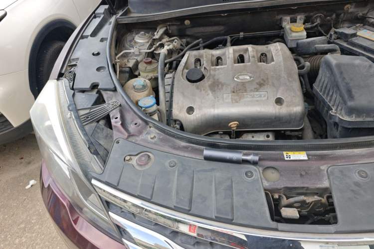 Used GAC Trumpchi GS5 Super 2015 2.0L Automatic Two-Wheel Drive Elite Edition Engine Bay Right