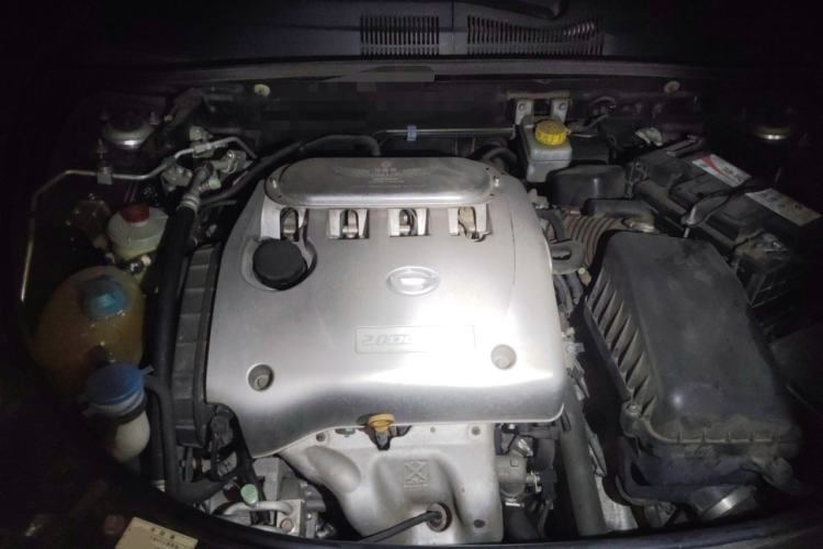 Used GAC Trumpchi GS5 Super 2015 2.0L Automatic Two-Wheel Drive Luxury Navigation Edition Engine Bay