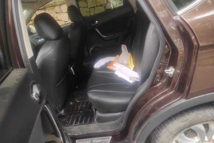 Used GAC Trumpchi GS5 Super 2015 2.0L Automatic Two-Wheel Drive Comfort Edition Left Rear Seat