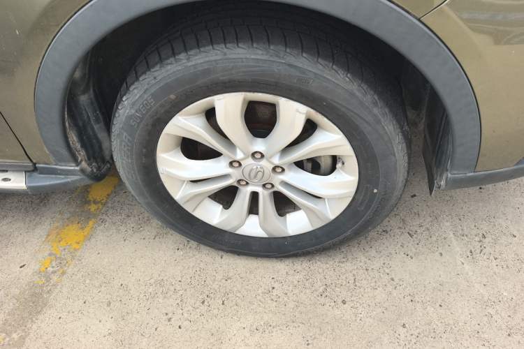 Used GAC Trumpchi GS5 Super 2015 2.0L Manual Two-Wheel Drive Comfort Edition Right Front Wheel Hub
