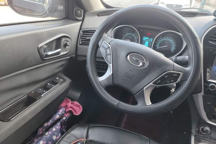 Used GAC Trumpchi GS5 Super 2015 2.0L Automatic Two-Wheel Drive Comfort Edition Steering Wheel