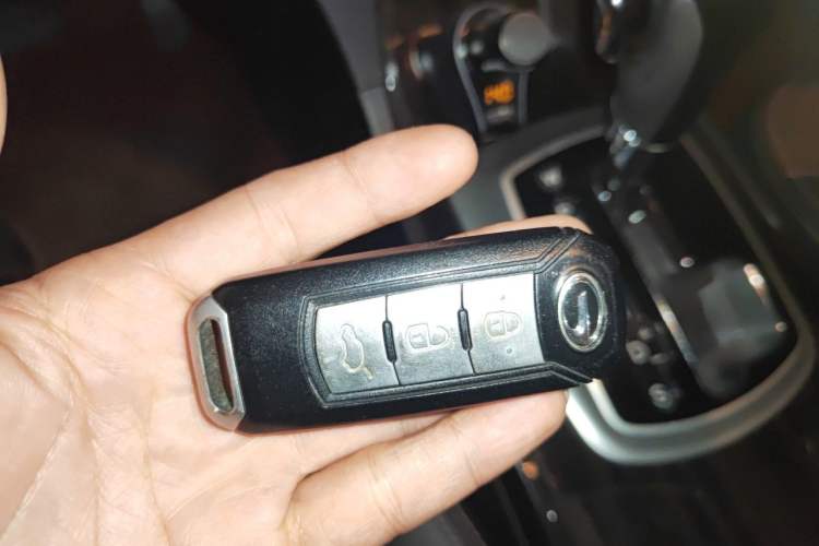 Used GAC Trumpchi GS5 Super 2015 2.0L Automatic Two-Wheel Drive Elite Edition Vehicle Key