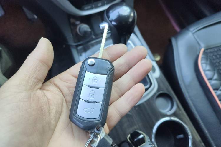 Used GAC Trumpchi GS5 Super 2015 2.0L Automatic Two-Wheel Drive Comfort Edition Vehicle Key