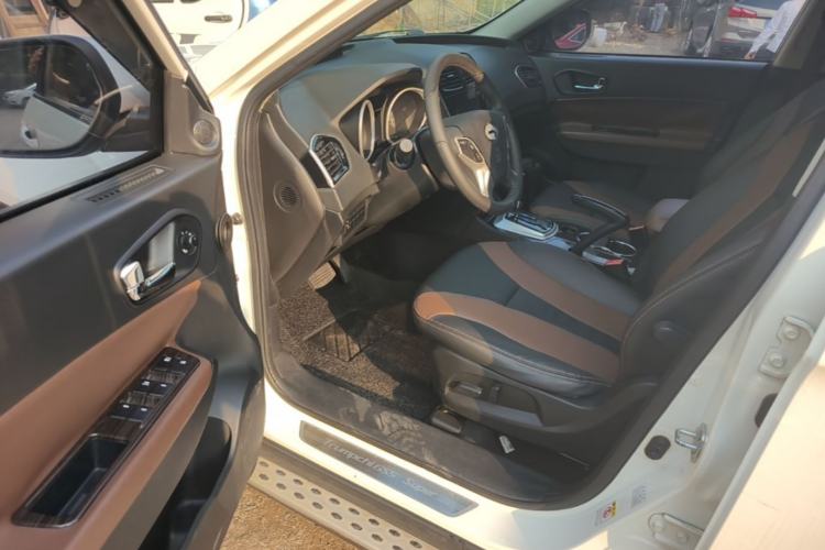 Used GAC Trumpchi GS5 Super 2015 2.0L Automatic Two-Wheel Drive Elite Edition Driver Seat