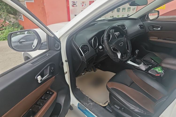 Used GAC Trumpchi GS5 Super 2015 2.0L Manual Two-Wheel Drive Elite Edition Driver Seat