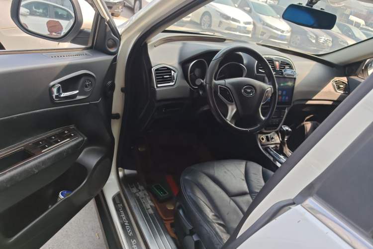 Used GAC Trumpchi GS5 Super 2015 1.8T Automatic Two-Wheel Drive Comfort Edition Driver Seat