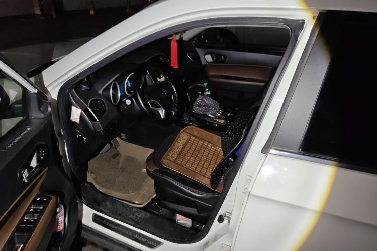 Used GAC Trumpchi GS5 Super 2015 1.8T Automatic Two-Wheel Drive Luxury Edition Driver Seat