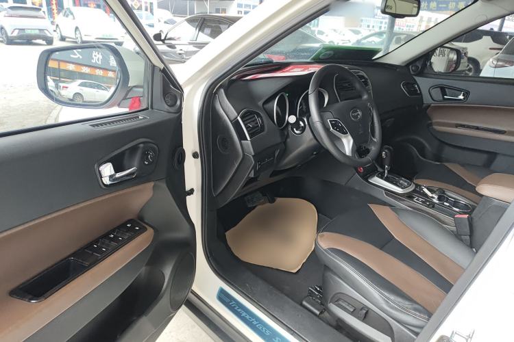 Used GAC Trumpchi GS5 Super 2015 1.8T Automatic All-Wheel Drive Luxury Navigation Edition Driver Seat