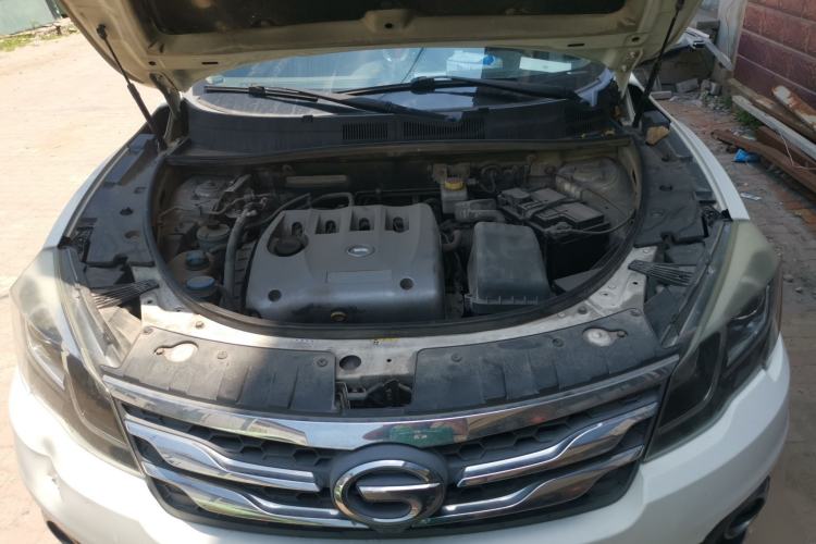 Used GAC Trumpchi GS5 Super 2015 2.0L Manual Two-Wheel Drive Comfort Edition Engine Bay