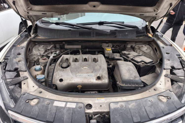 Used GAC Trumpchi GS5 Super 2015 2.0L Automatic Two-Wheel Drive Comfort Edition Engine Bay