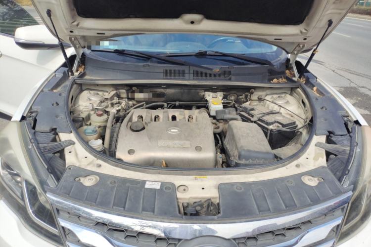 Used GAC Trumpchi GS5 Super 2015 2.0L Automatic Two-Wheel Drive Comfort Edition Engine Bay