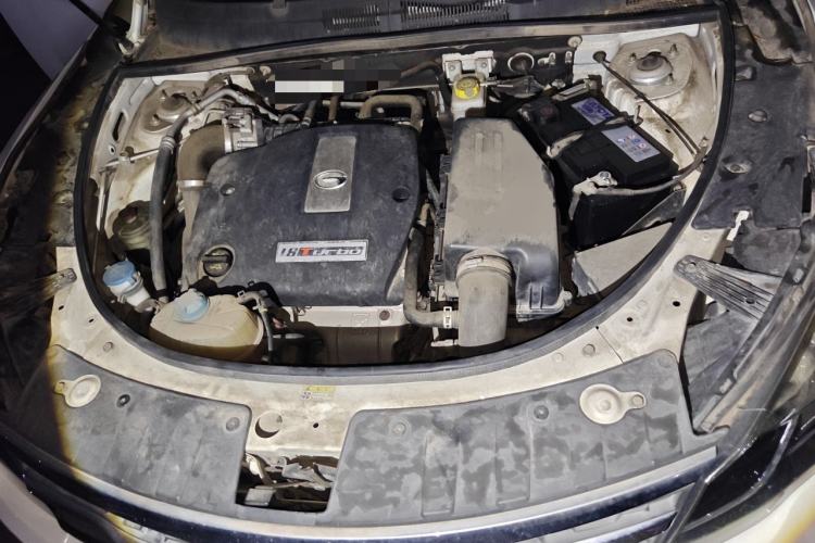 Used GAC Trumpchi GS5 Super 2015 1.8T Automatic Two-Wheel Drive Luxury Edition Engine Bay