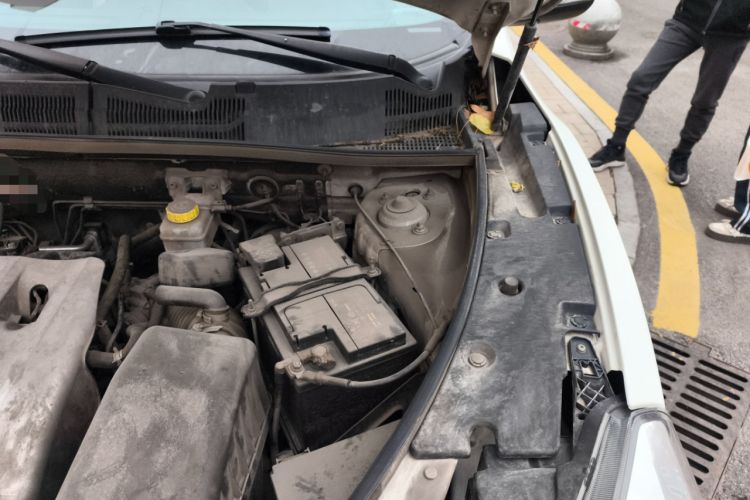 Used GAC Trumpchi GS5 Super 2015 2.0L Automatic Two-Wheel Drive Comfort Edition Engine Bay Left