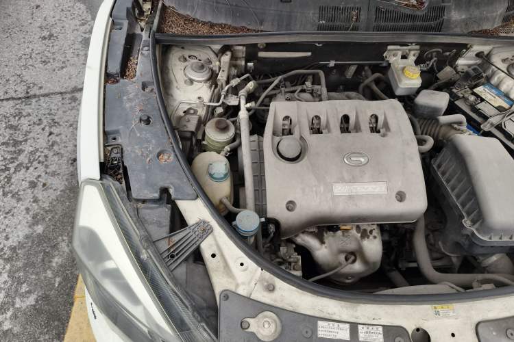 Used GAC Trumpchi GS5 Super 2015 2.0L Automatic Two-Wheel Drive Elite Edition Engine Bay Right