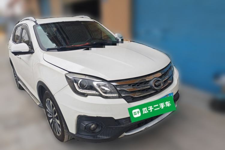 Used GAC Trumpchi GS5 Super 2015 2.0L Automatic Two-Wheel Drive Luxury Navigation Edition Exterior 2